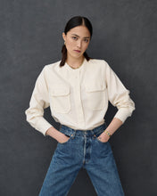 Charger l'image dans la galerie, Blouse en laine mélangée ivoire Hailey