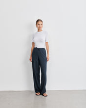Charger l'image dans la galerie, Pantalon en gaze de laine marine Lou