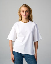 Load image into Gallery viewer, The Oversize T-shirt in White Cotton