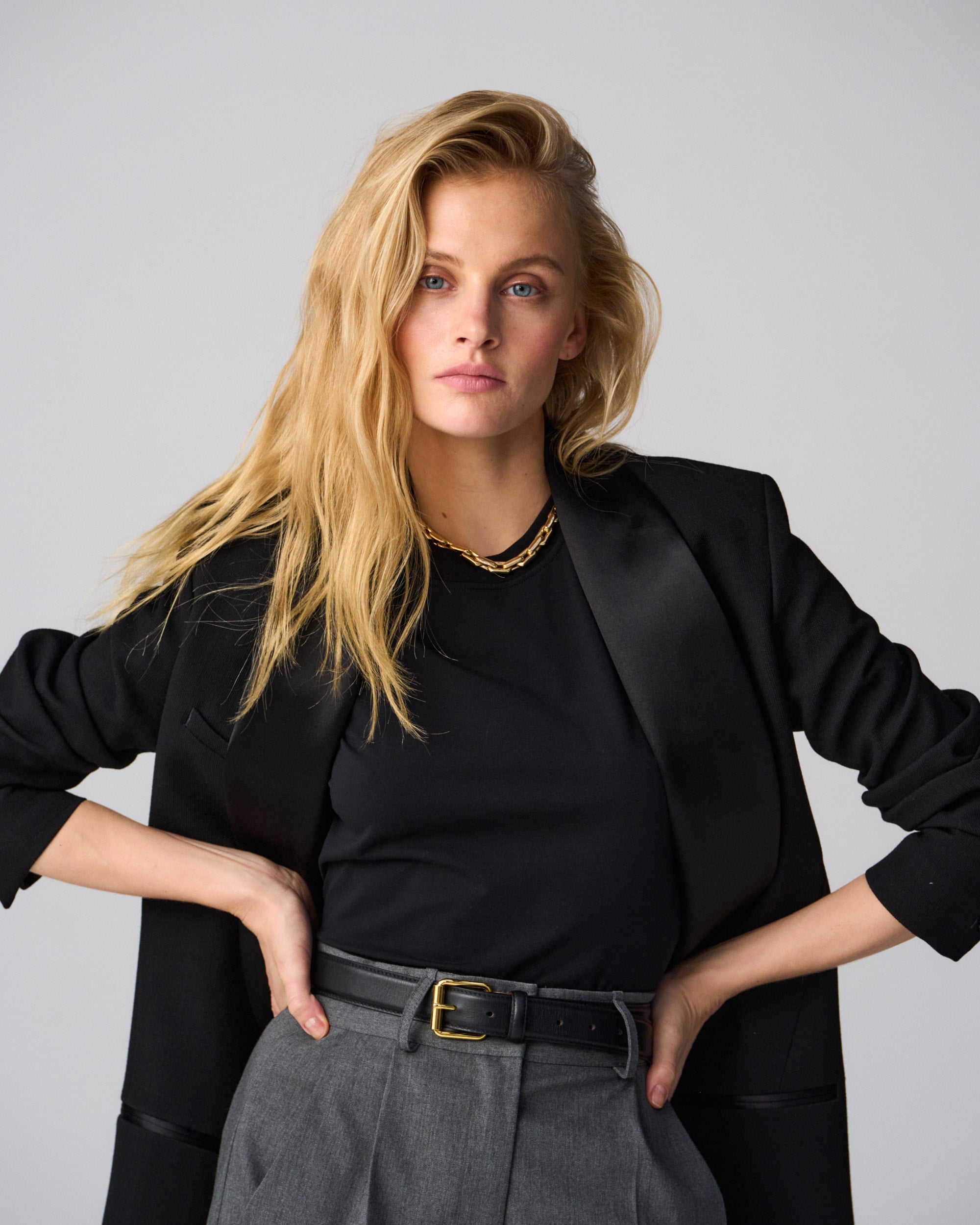 The 90s T-Shirt in Black Cotton