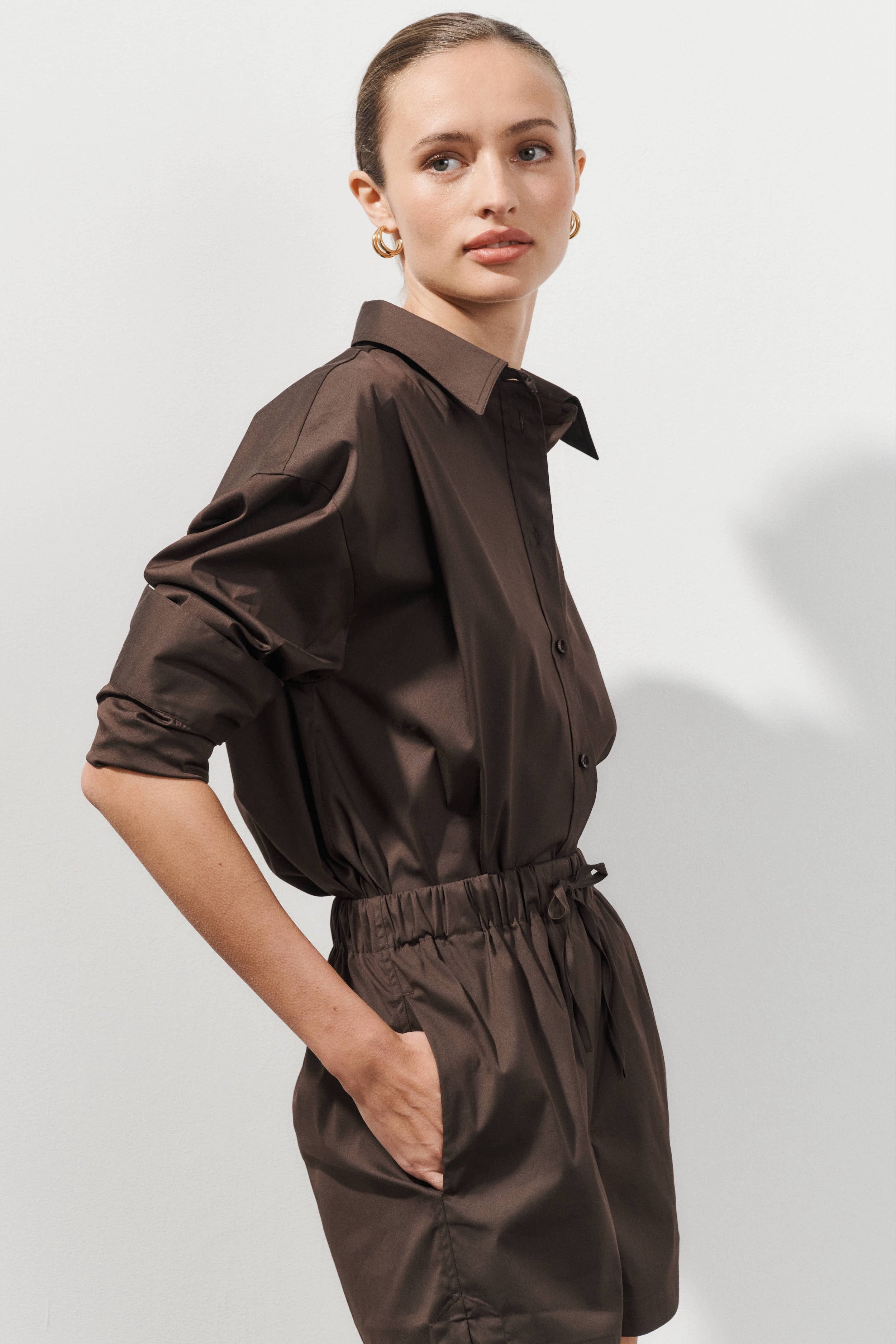 Kaia Oversized Shirt - Brown Cotton Poplin | SESSEI Kaia Oversized Shirt - Brown Cotton Poplin | SESSEI