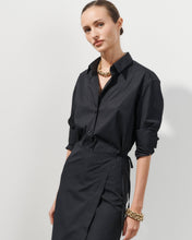 Charger l&#39;image dans la galerie, Chemise en popeline de coton noire Esther
