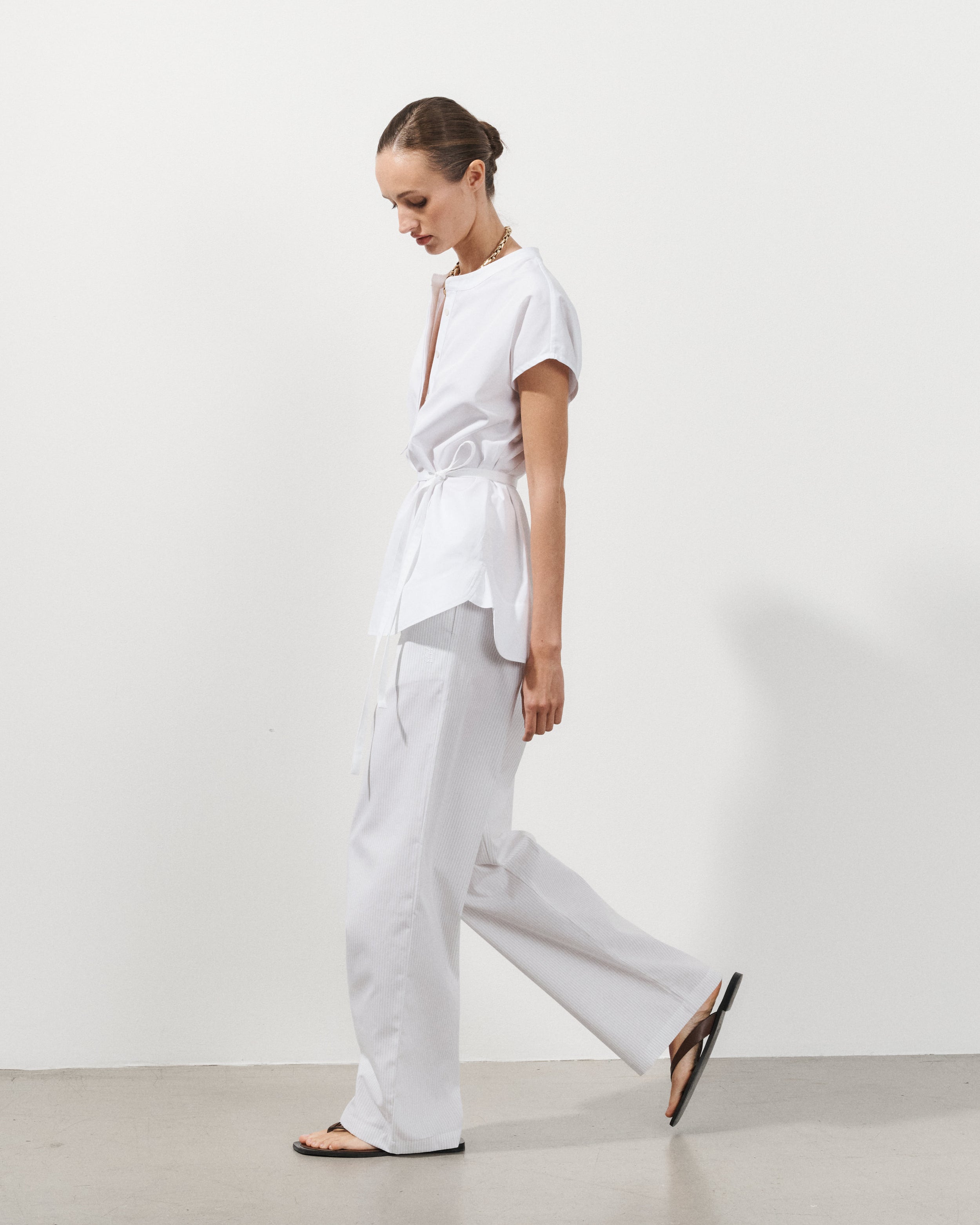 Allegra White Cotton Poplin Sleeveless Belted Shirt