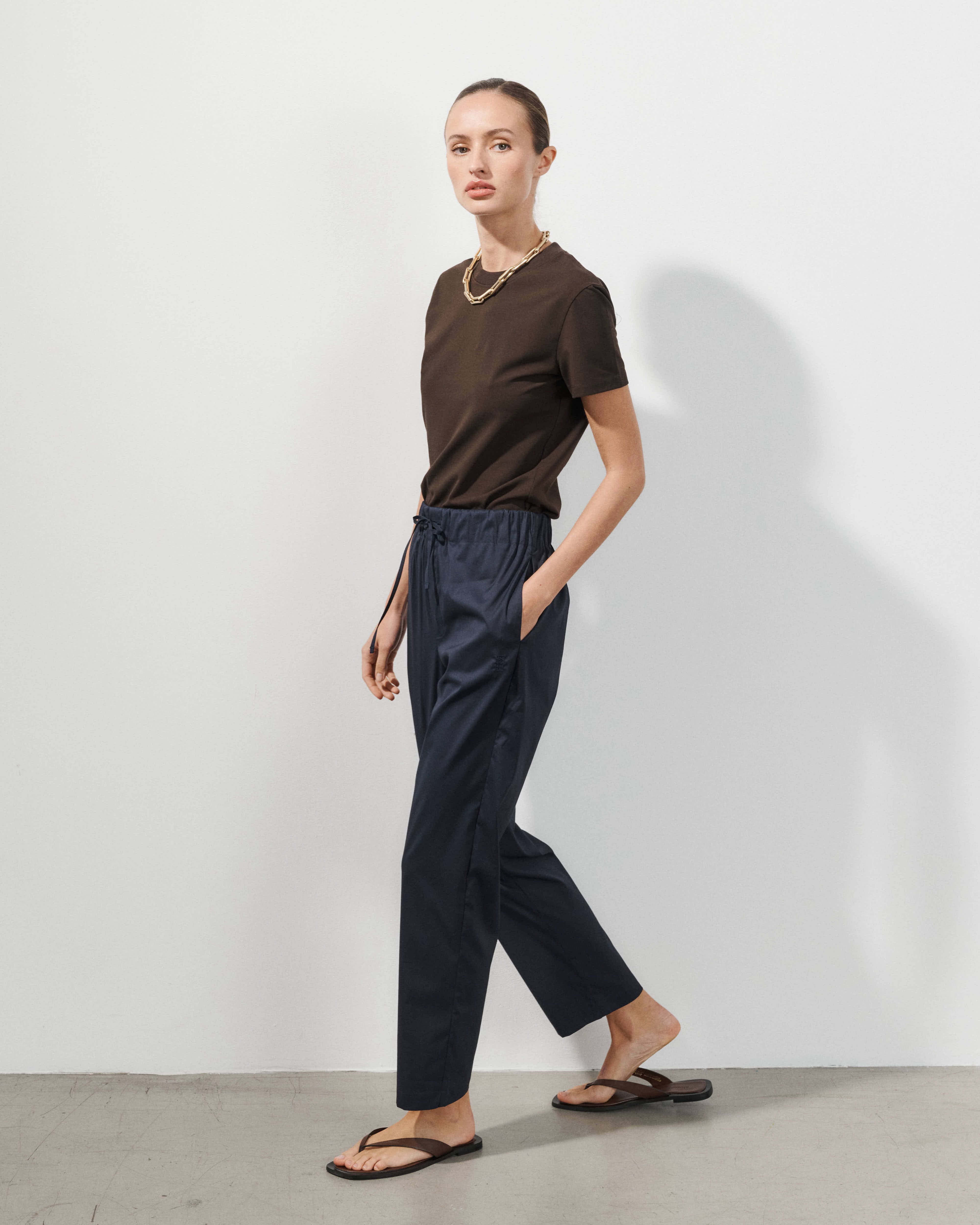  Pantalon en popeline de coton bleu marine Noa