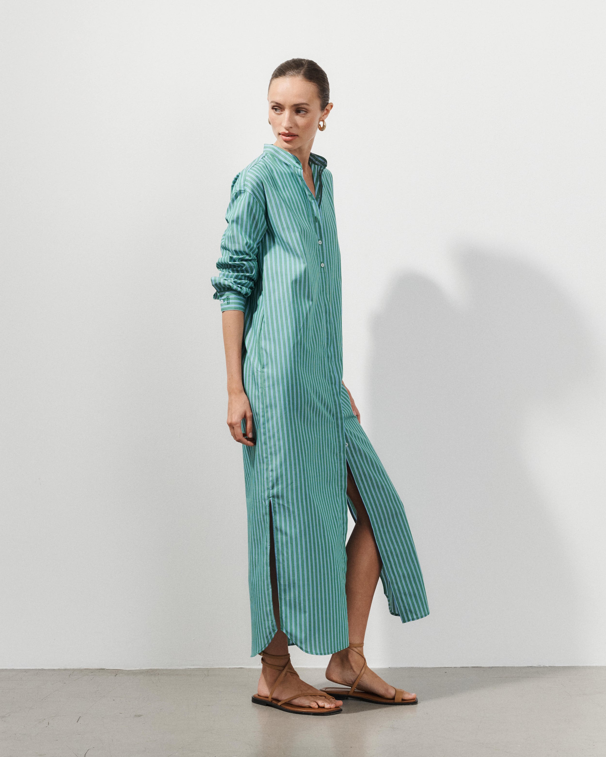 Robe à rayures bleues et vertes Gale