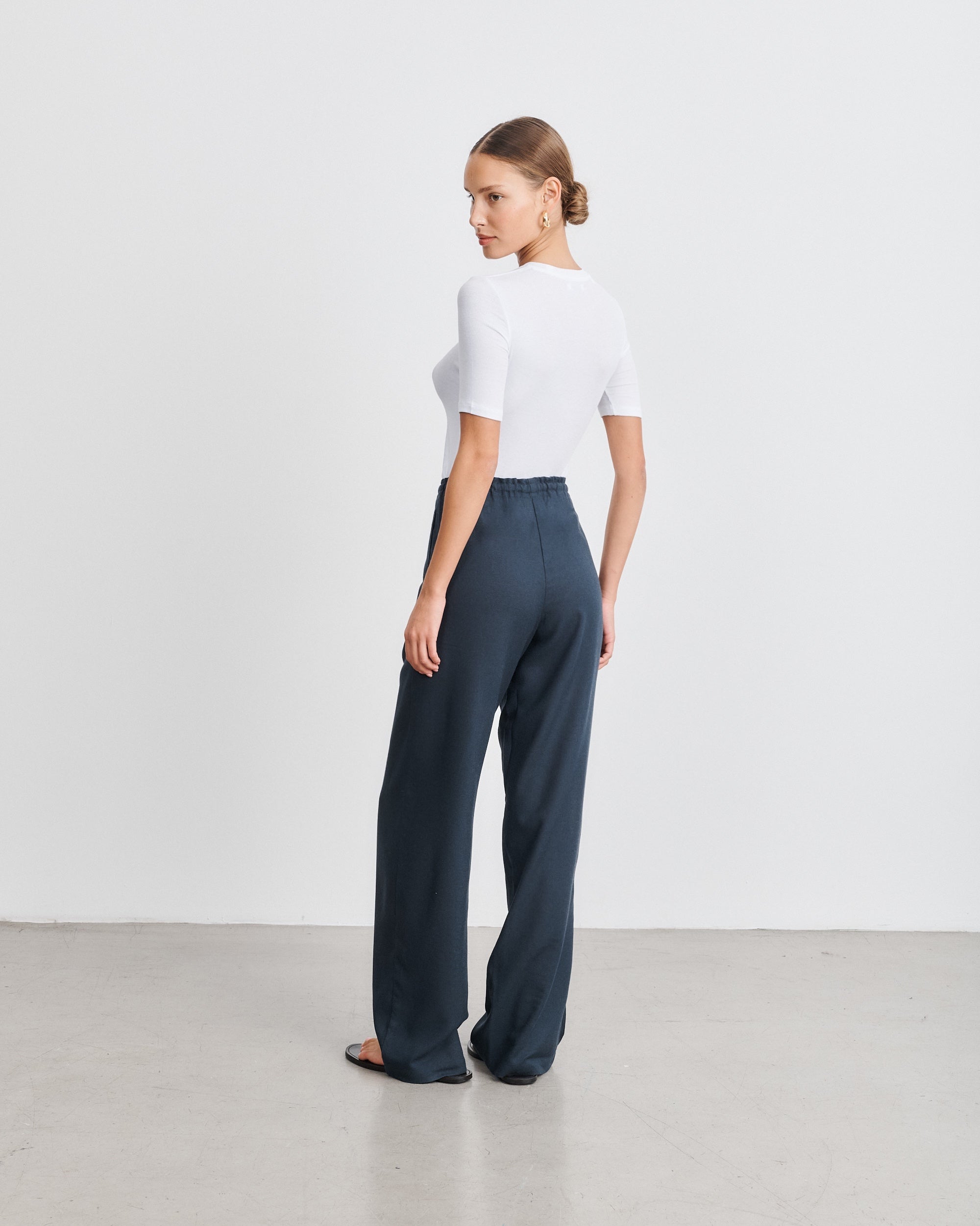 Pantalon en gaze de laine marine Lou