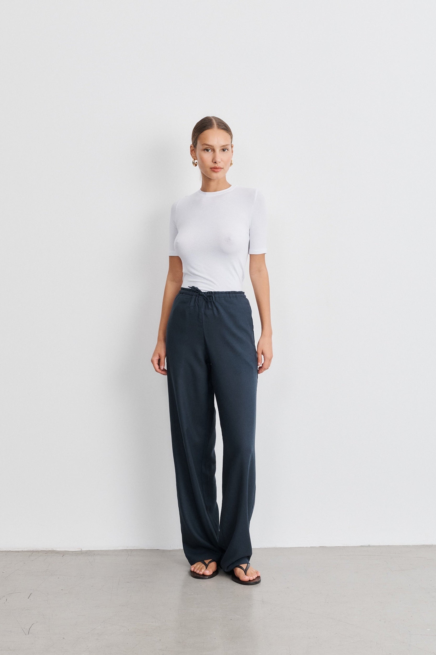 Pantalon en gaze de laine marine Lou