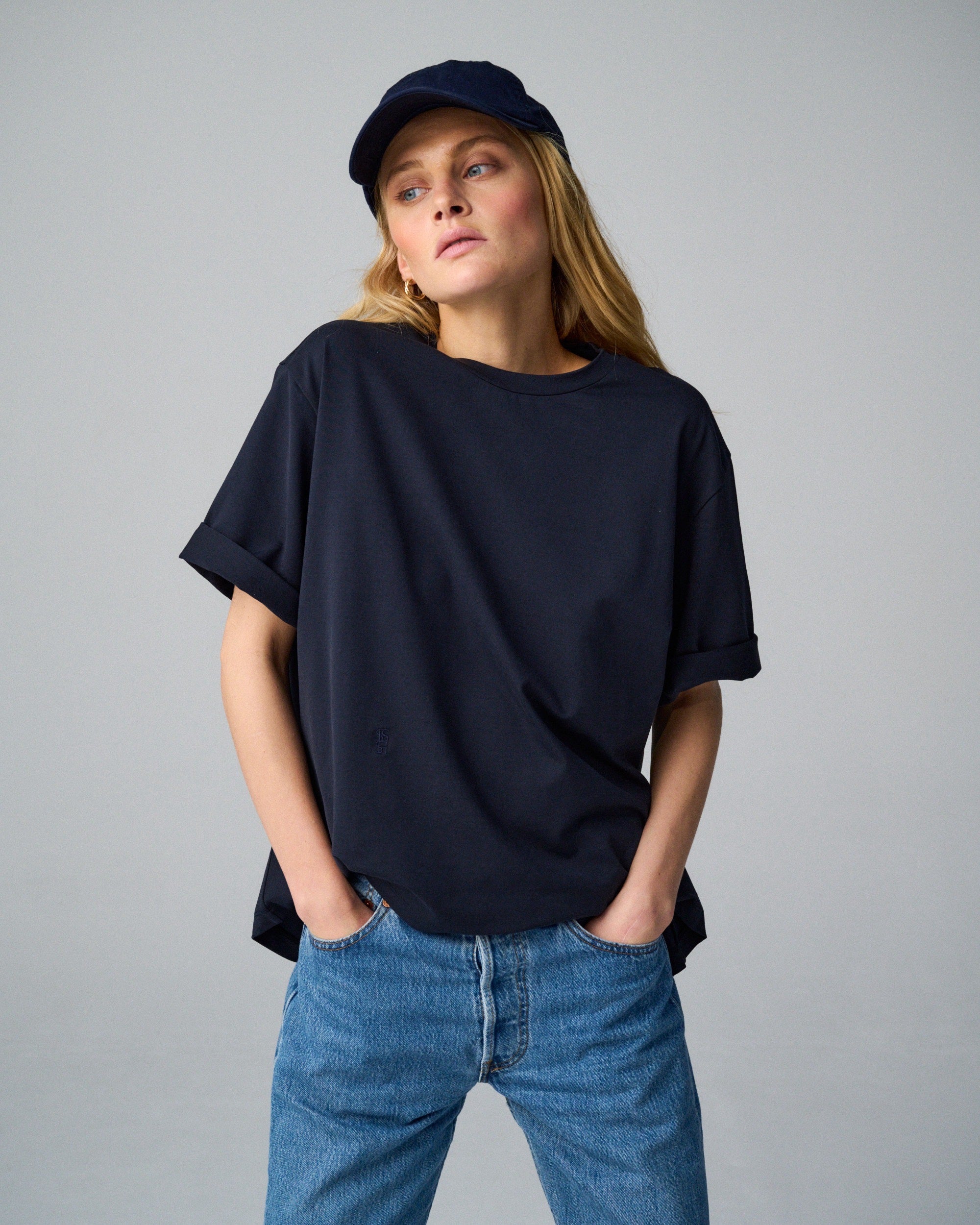 The Oversize T-shirt in Navy Blue Cotton