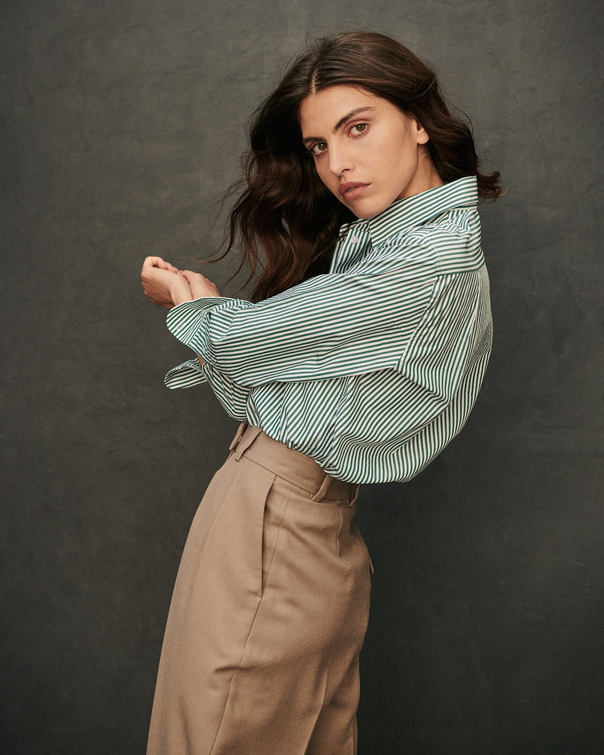 Chemise en popeline de coton à rayures vertes