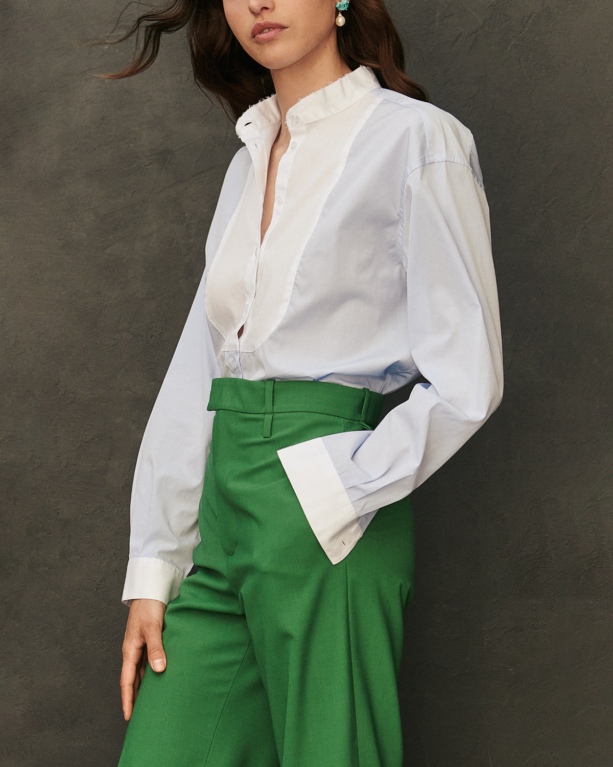  Chemise en popeline de coton bleu ciel à plastron blanc