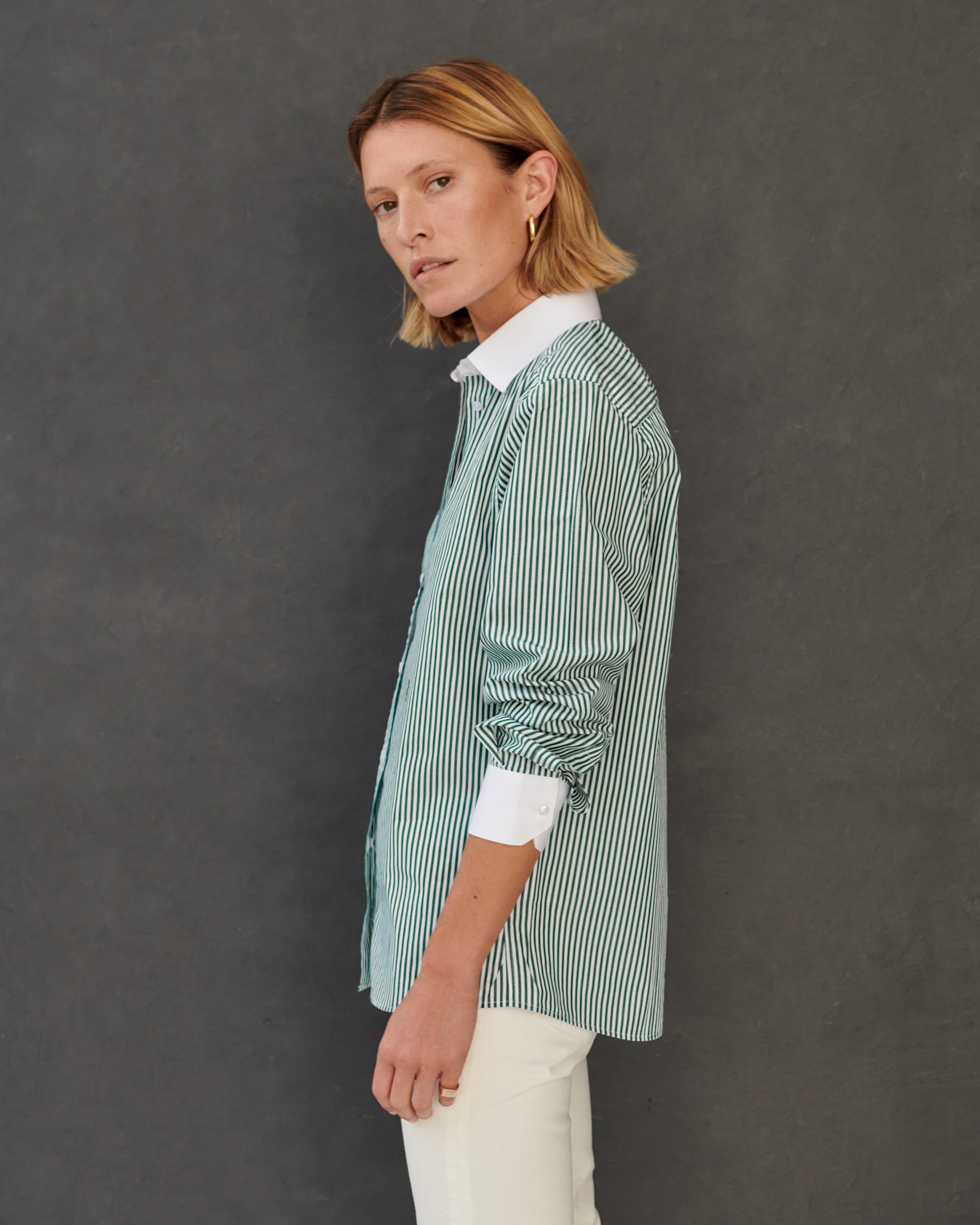 Chemise boyfriend en popeline de coton à rayures vertes