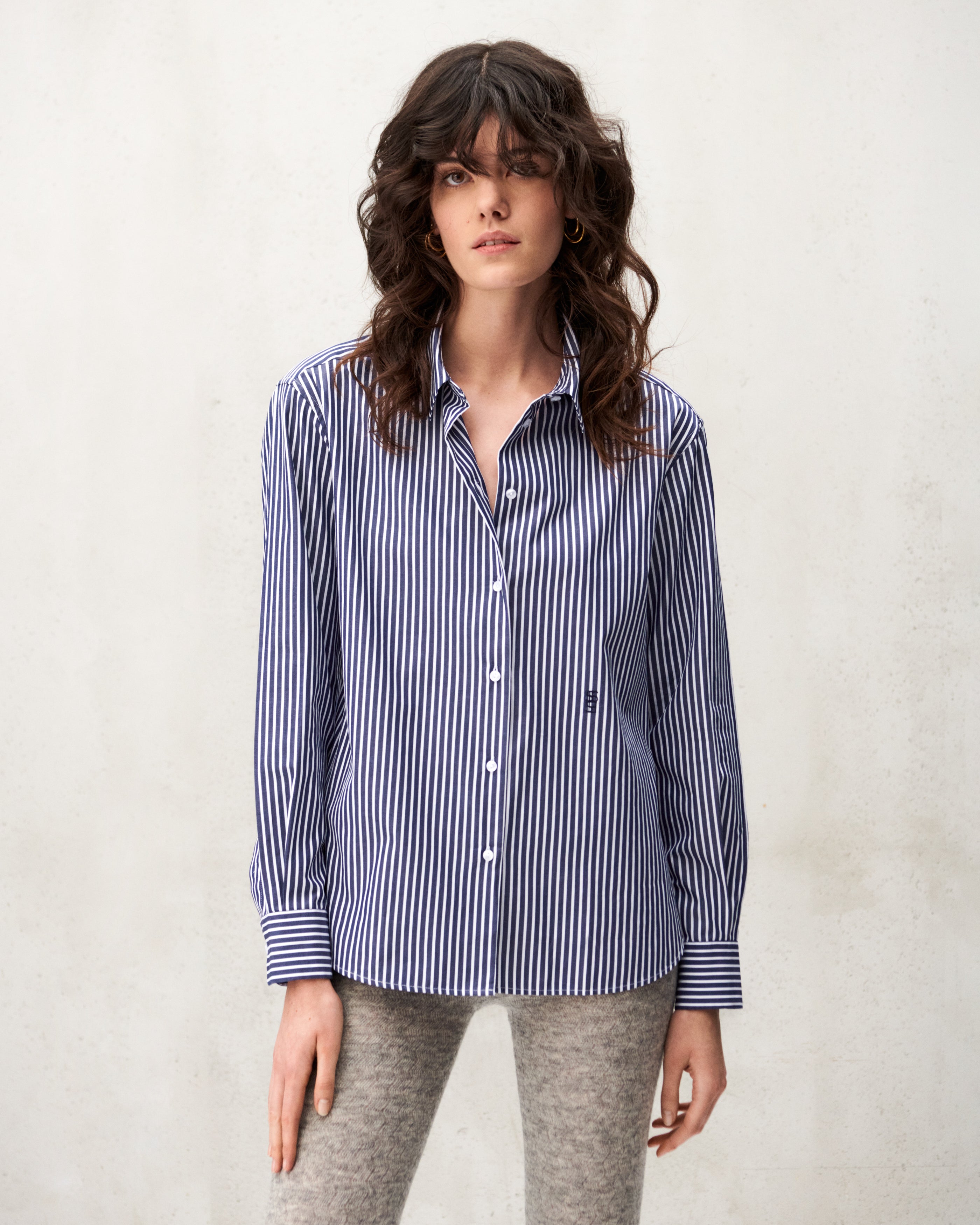 Chemise en popeline de coton à rayures bleu marine