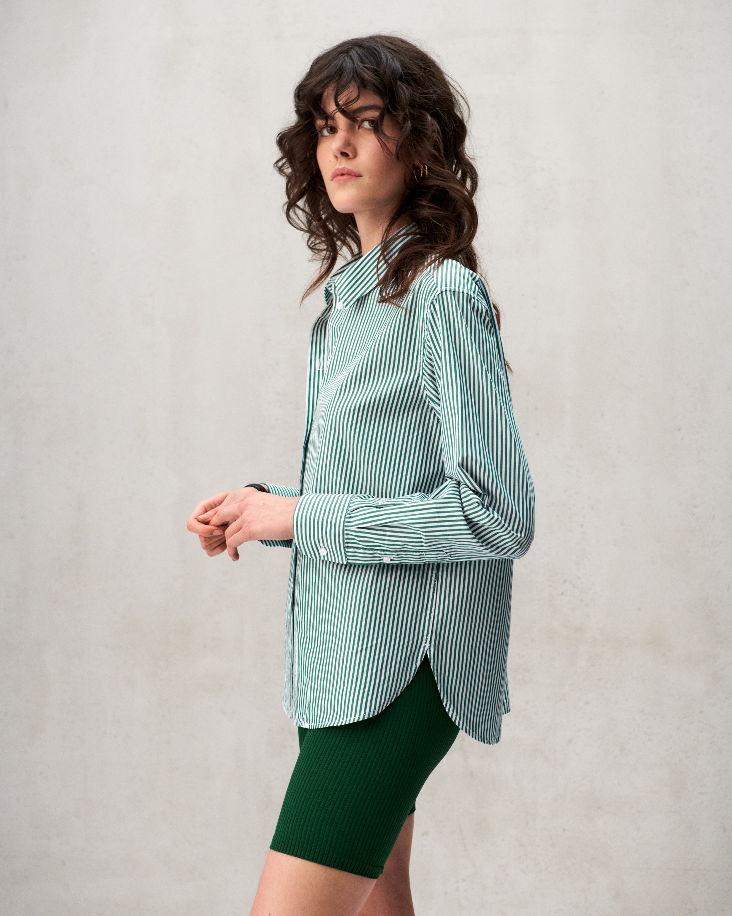 Chemise en popeline de coton à rayures vertes