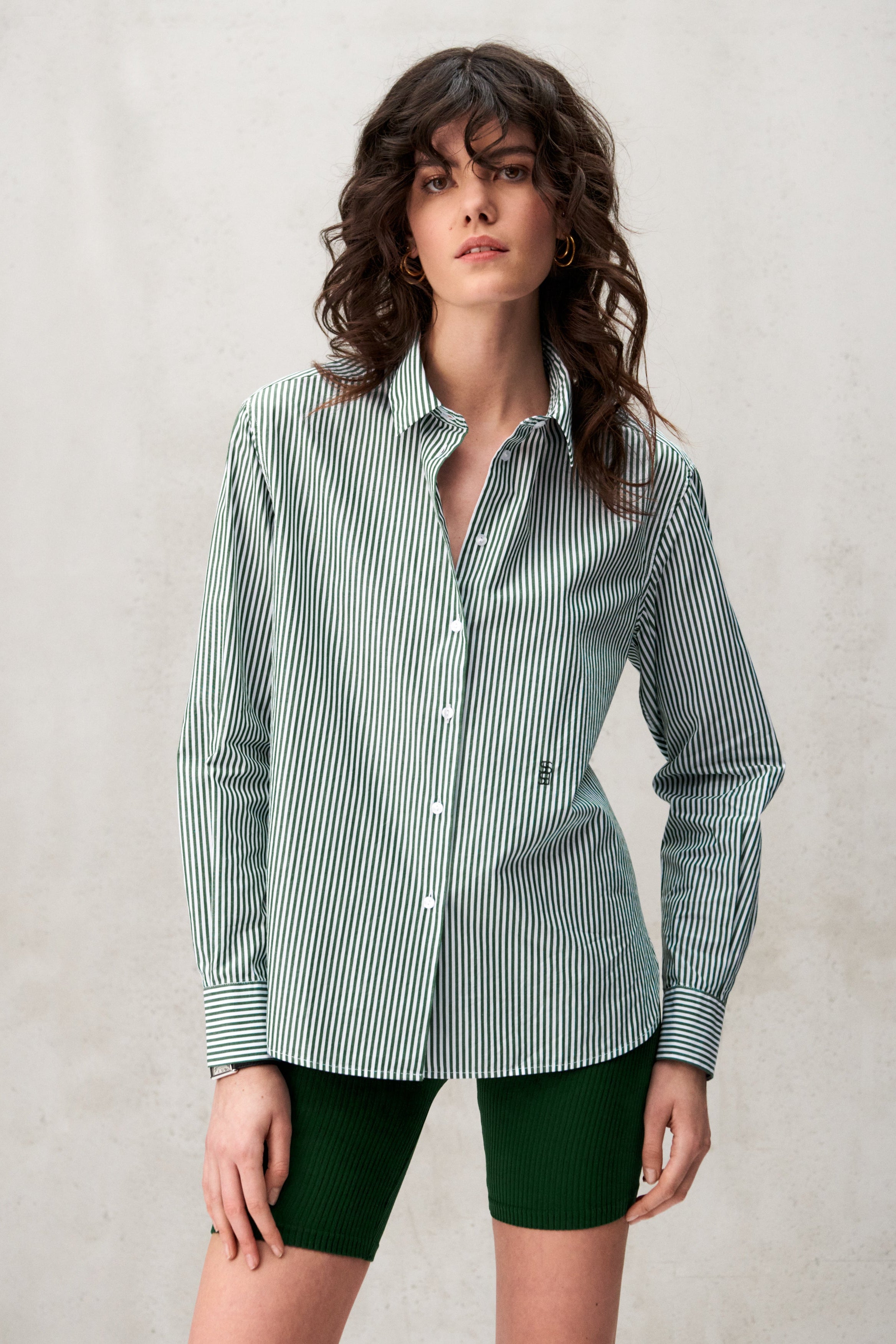 Chemise en popeline de coton à rayures vertes
