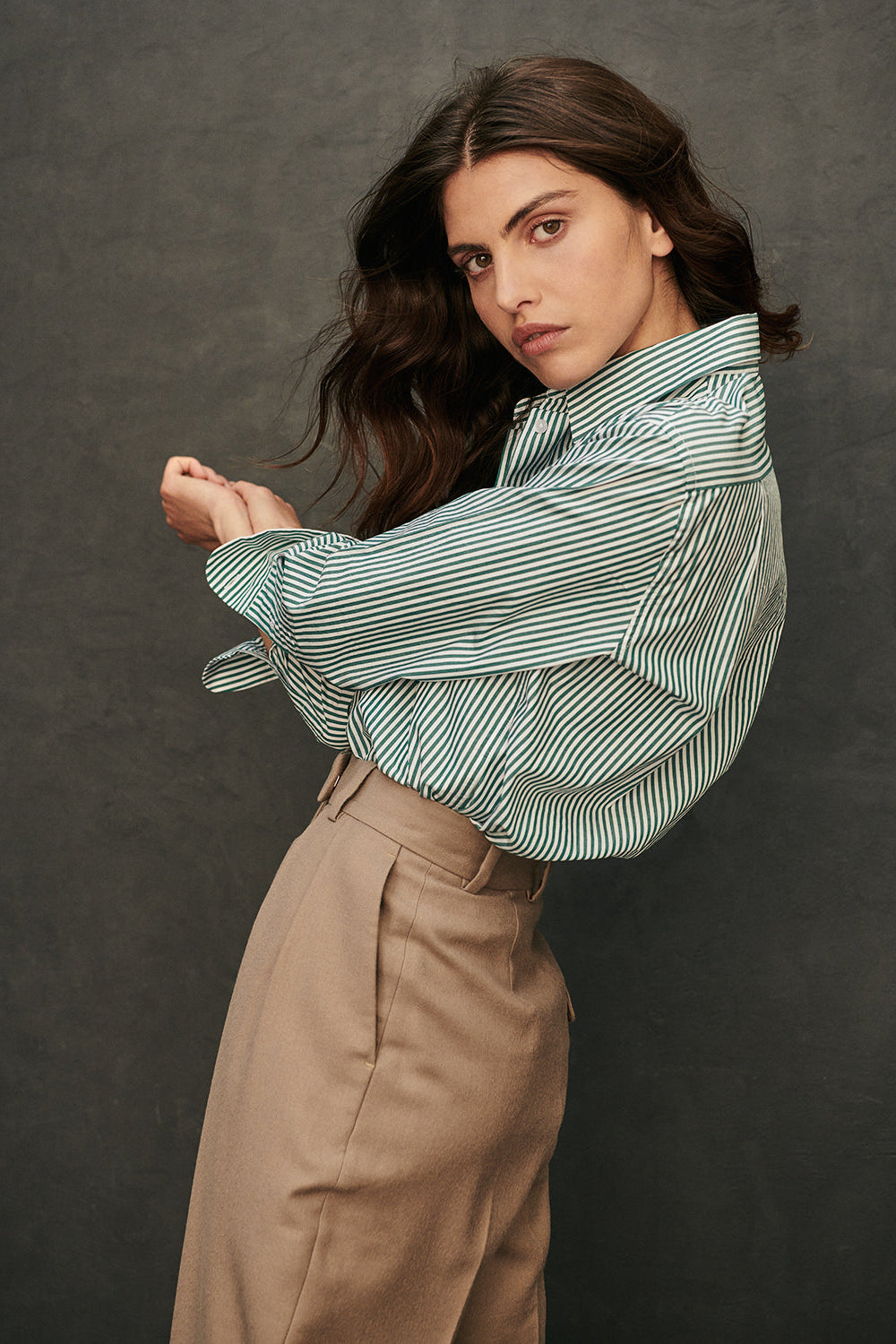 Chemise en popeline de coton à rayures vertes