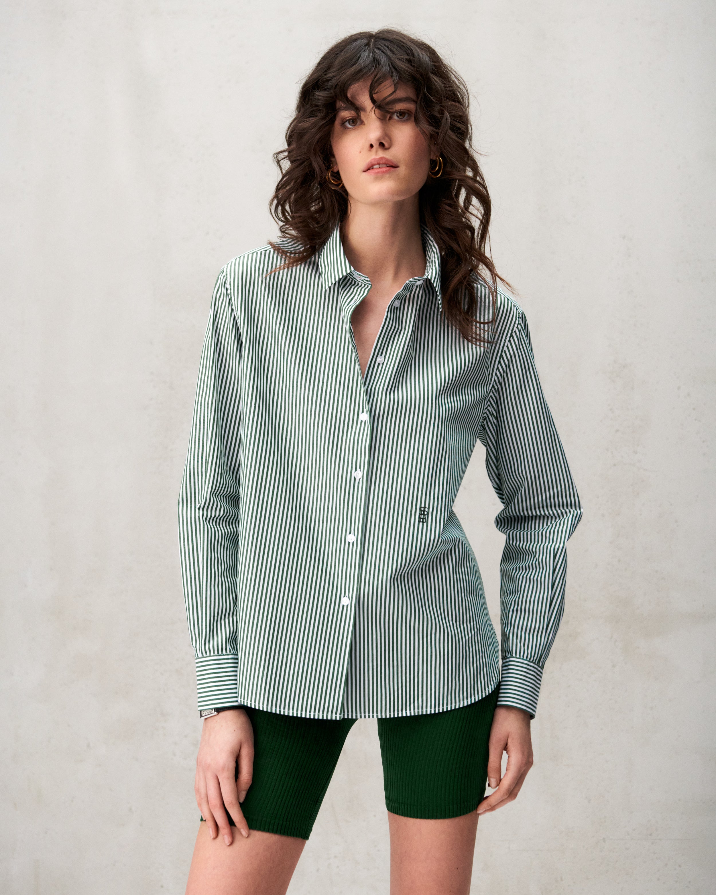 Chemise en popeline de coton à rayures vertes